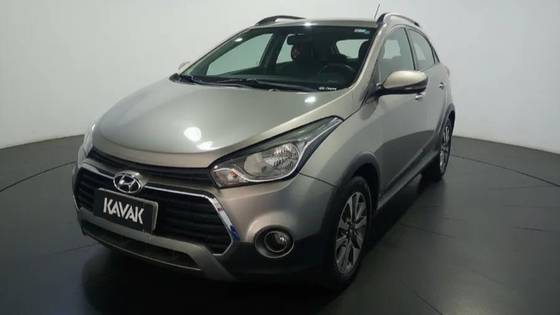 HYUNDAI HB20X 1.6 16V STYLE FLEX 4P MANUAL